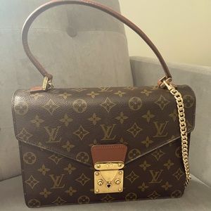 Authentic Louis Vuitton Clutch